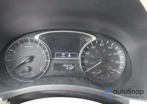 2014 Nissan Pathfinder Sv z USA, uszkodzony, nr VIN 5N1AR2MN1EC686952